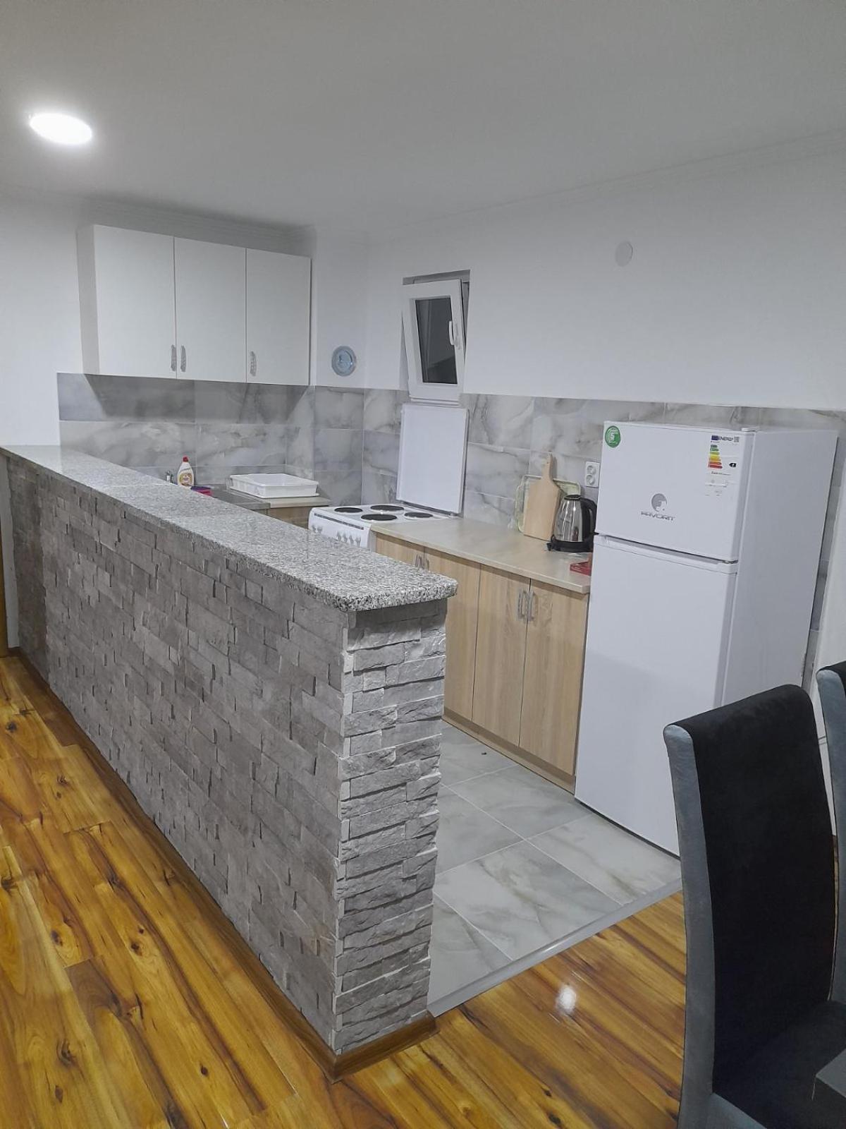 Apartman Micevic ฟอชา ภายนอก รูปภาพ
